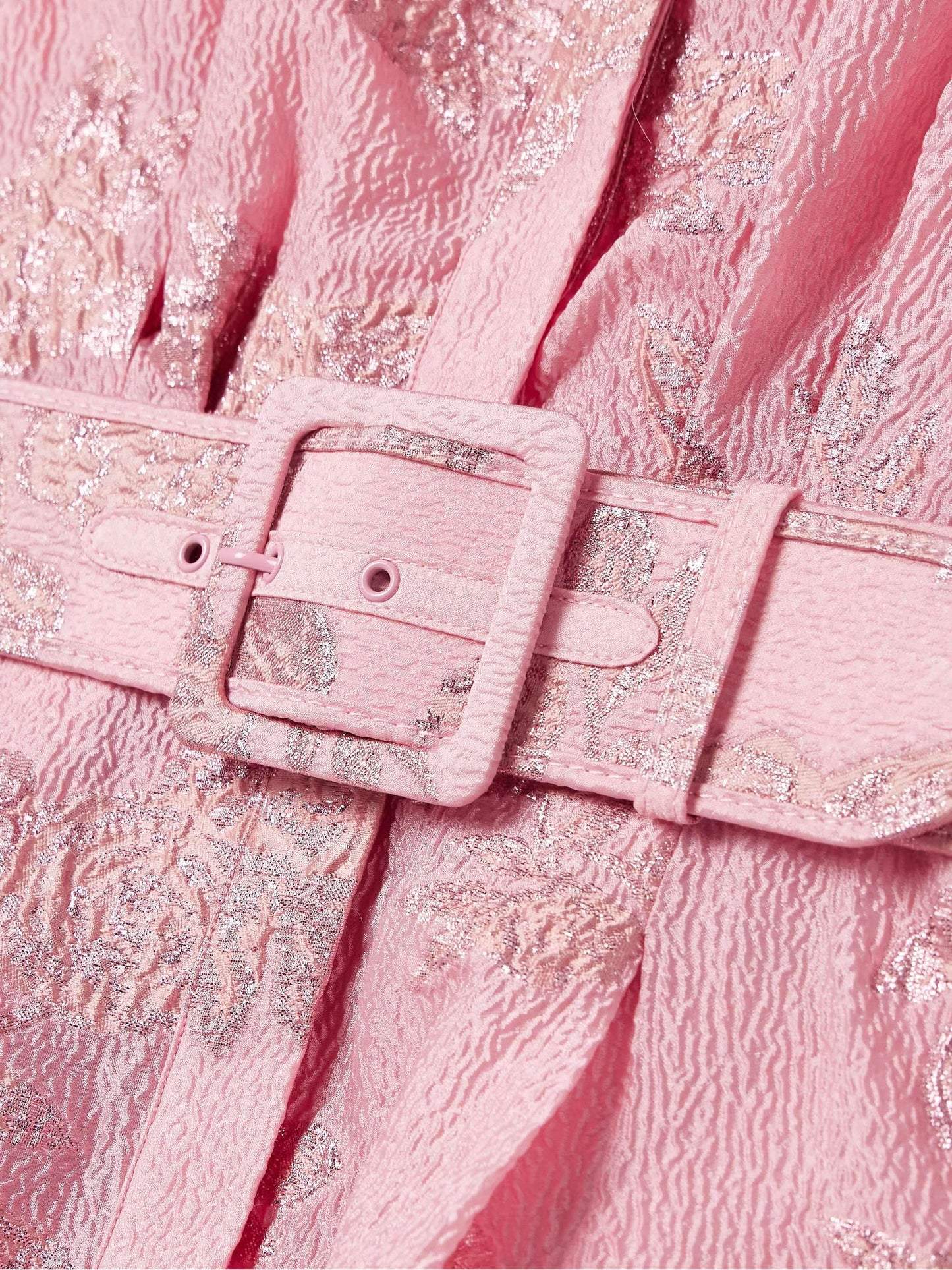 Anabella - Krátke šaty s balónovými rukávmi